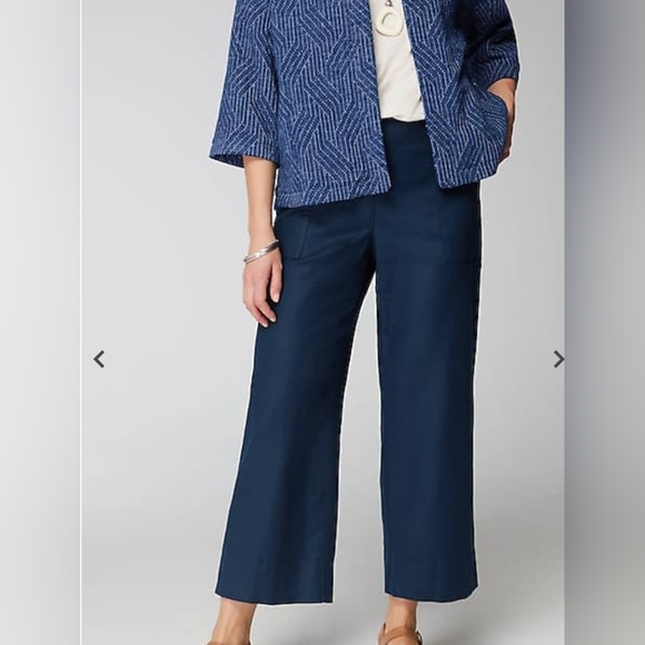 Chaps Pants - Chaps NWT cropped trouser, mid rise, wide leg size 4